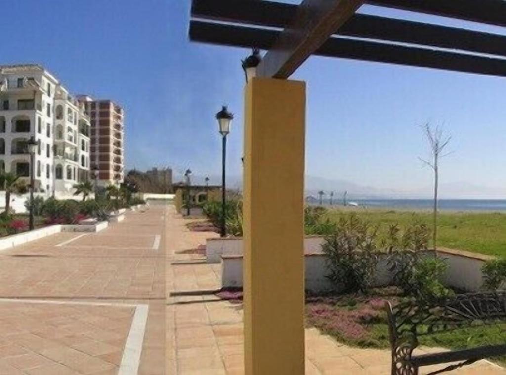 28 Mikonos Playa In Puerto De La Duquesa 2 Bed 2 Bath Apartment Ideally Located To The Beach & Marina Castillo de Sabinillas Exterior foto